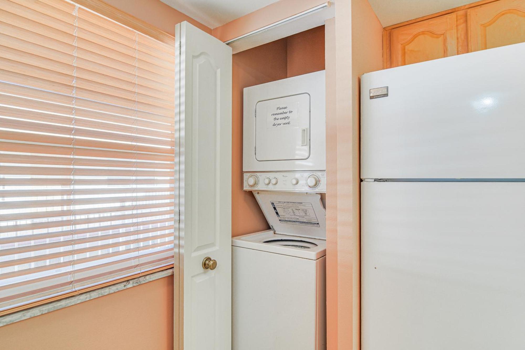 Waterfront Condo With Patio And Pool On Madeira Beach! 圣徒皮特海滩 外观 照片
